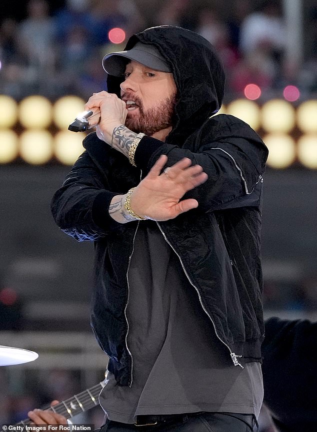 Super Bowl Halftime Show: 73,5 miliona nowych jednostek pojawia się po piętach występu Eminema podczas Super Bowl Halftime Show 13 lutego 2022 r.
