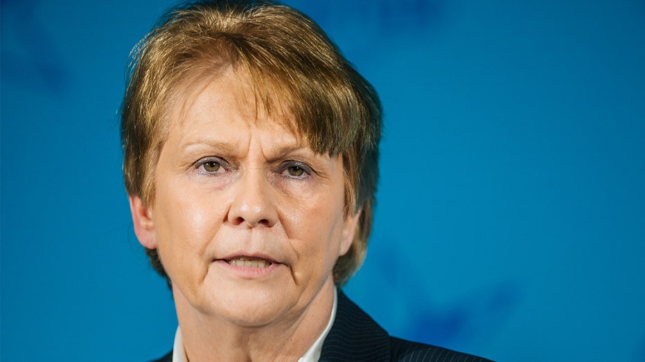 Vicki Hollub, dyrektor generalny Occidental Petroleum, przemawia podczas 23. Światowego Kongresu Naftowego w George R.  Brown 8 grudnia 2021 w Houston.  (Brandon Bell/Getty Images)