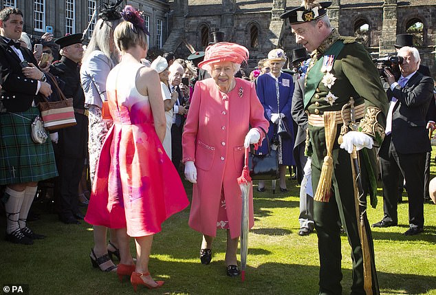 2019 - Królowa na ceremonii w Pałacu Holyroodhouse w Edynburgu, 3 lipca 2019 r.