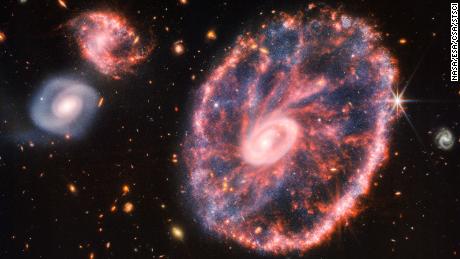 Rzadki typ galaktyki olśniewa na nowym obrazie teleskopu Webba