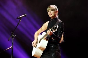 Taylor Swift zaskakuje tłum podczas koncertu Bon Iver w Londynie duetem 